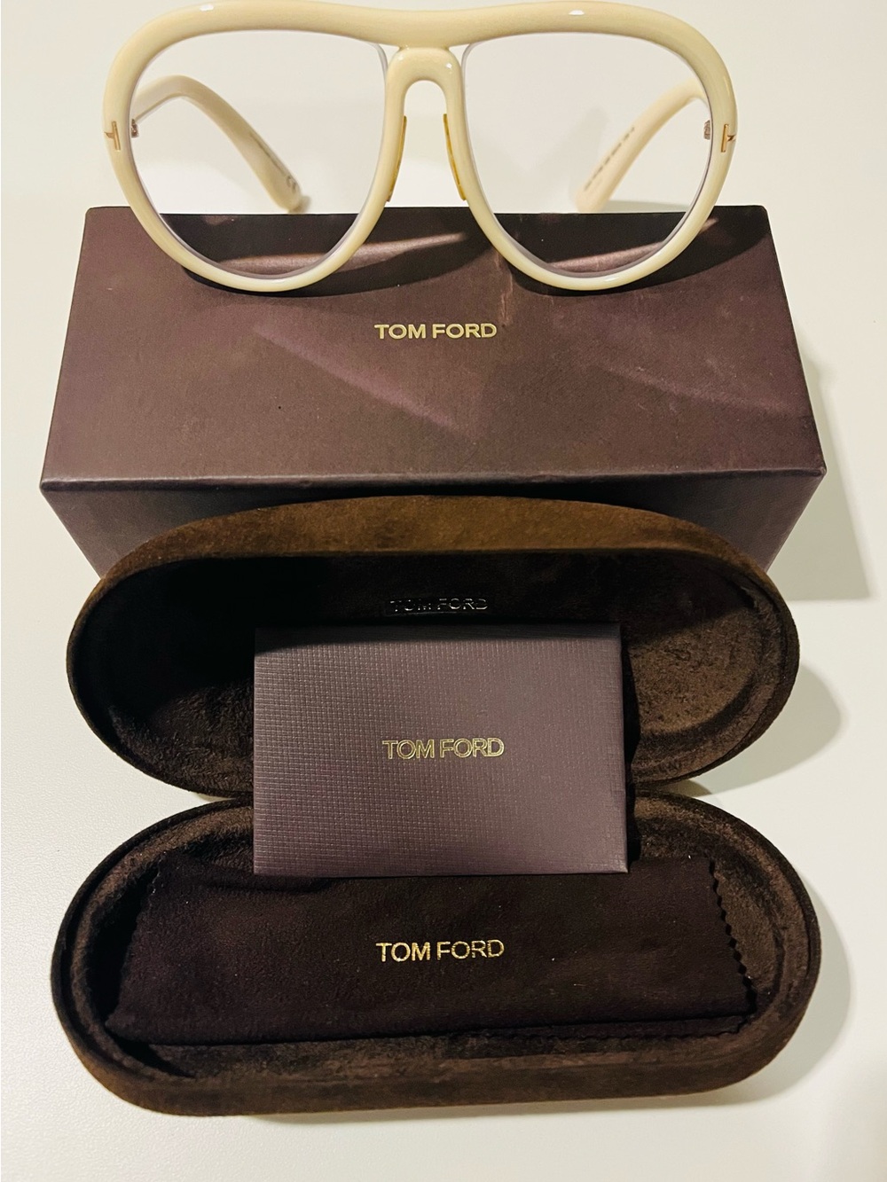 Tom Ford Cream Aviator-Style Sunglass Arms with Gold Detailing - Picture 1 of 7